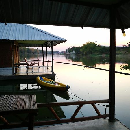 River Marina Resort Uthai Thani Eksteriør bilde