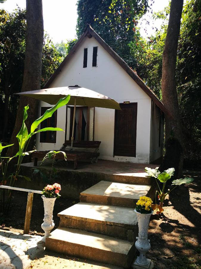 River Marina Resort Uthai Thani Eksteriør bilde
