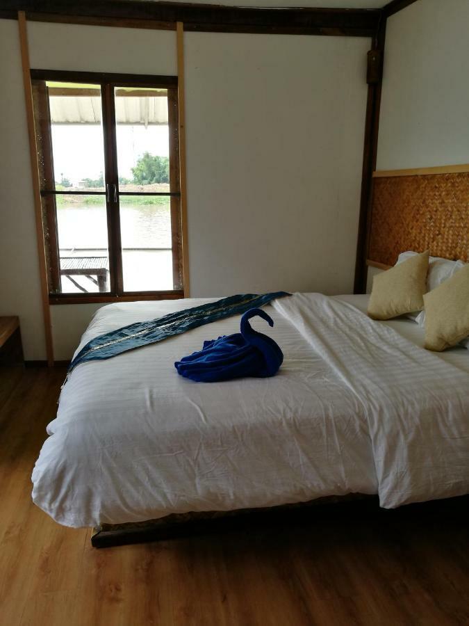 River Marina Resort Uthai Thani Eksteriør bilde