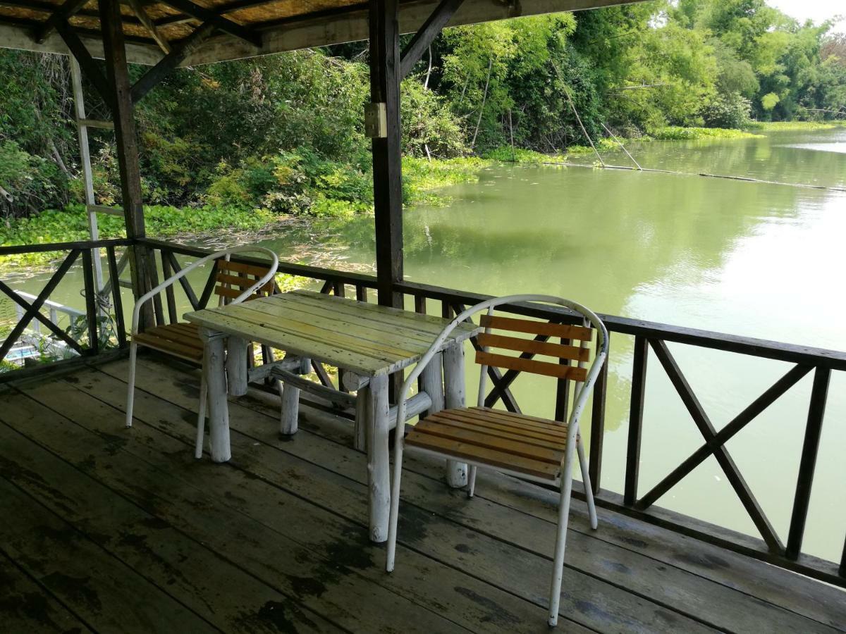 River Marina Resort Uthai Thani Eksteriør bilde