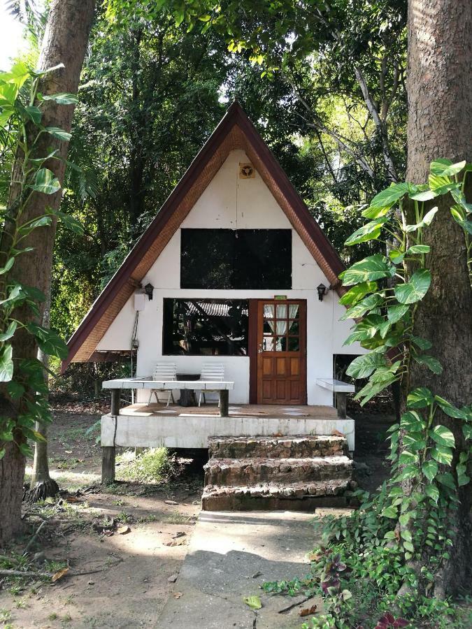 River Marina Resort Uthai Thani Eksteriør bilde